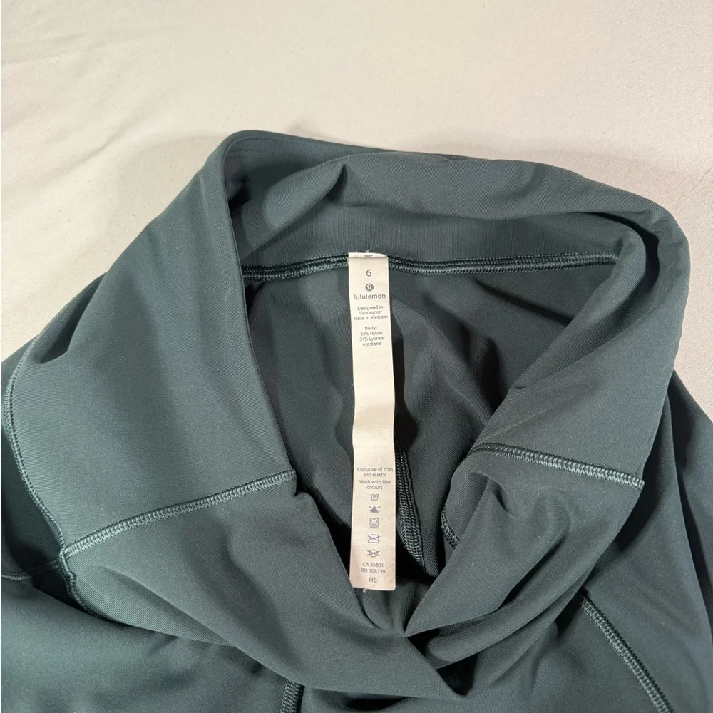 Lululemon Teal High Rise Capri Leggings Size 6 - Picture 7 of 8